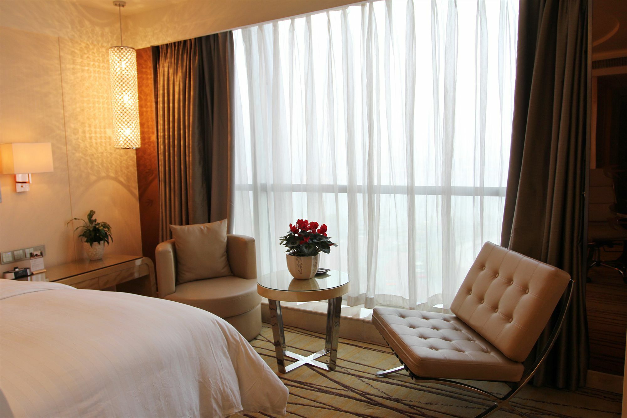 Pullman Linyi Lushang Экстерьер фото